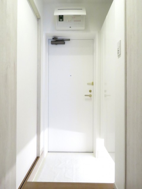 ビリジアン学芸大学　玄関ホール