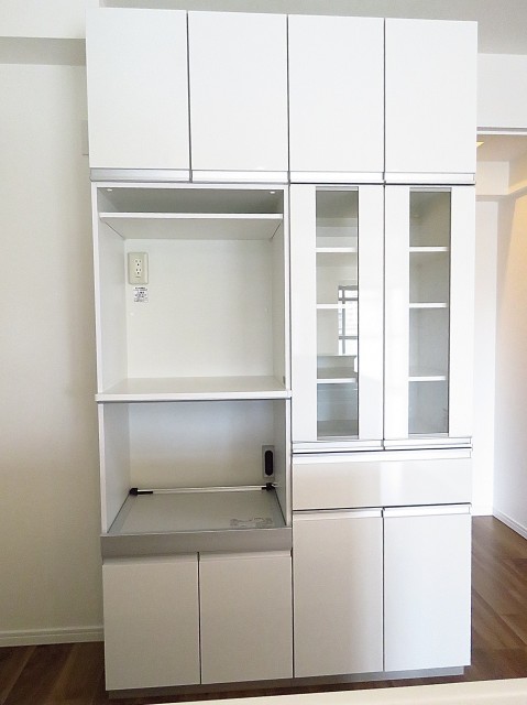 エンゼルハイム馬事公苑　カップボード