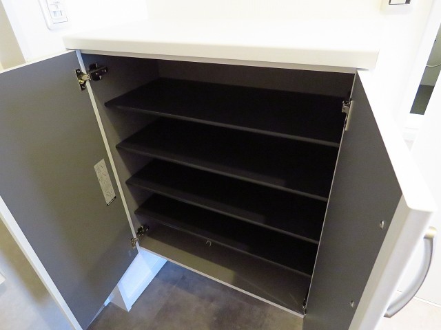 メゾン池尻　シューズBOX