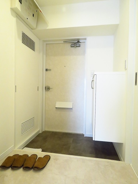 メゾン池尻　玄関ホール