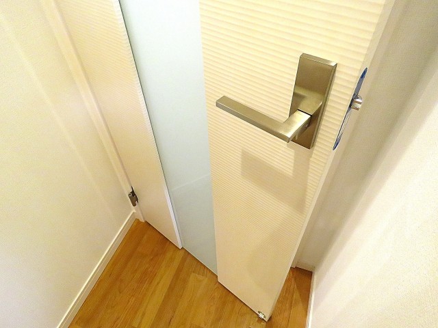 藤和島津山コープ　LDK扉