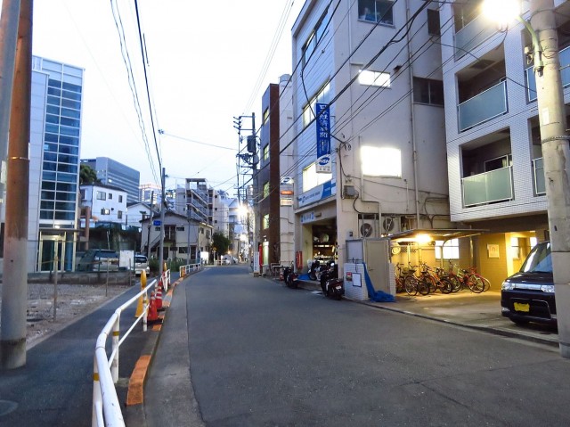 藤和島津山コープ　前面道路