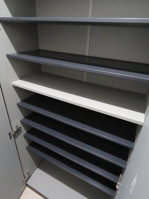 レインボー目白　シューズBOX