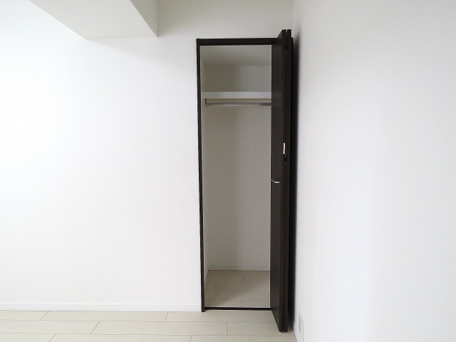 レインボー目白　洋室約5.4帖