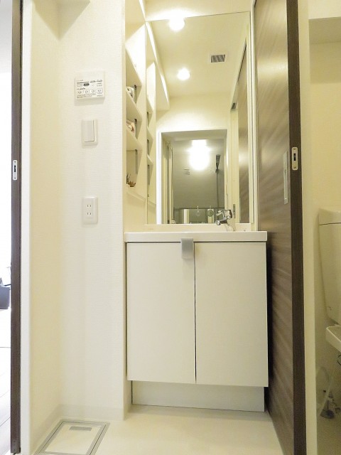 市ヶ谷第3ローヤルコーポ　洗面化粧台