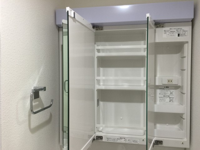 秀和高円寺レジデンス　洗面台