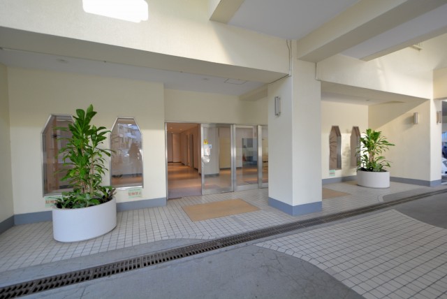 大森山王リハイム エントランス