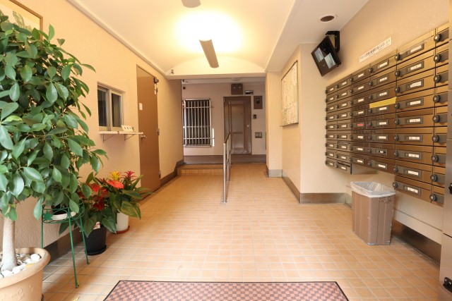 田町東豊エステート エントランス