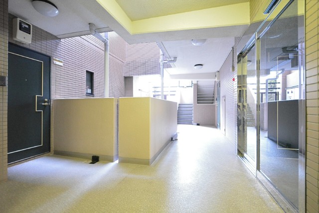 マイキャッスル学芸大学Ⅱ 玄関