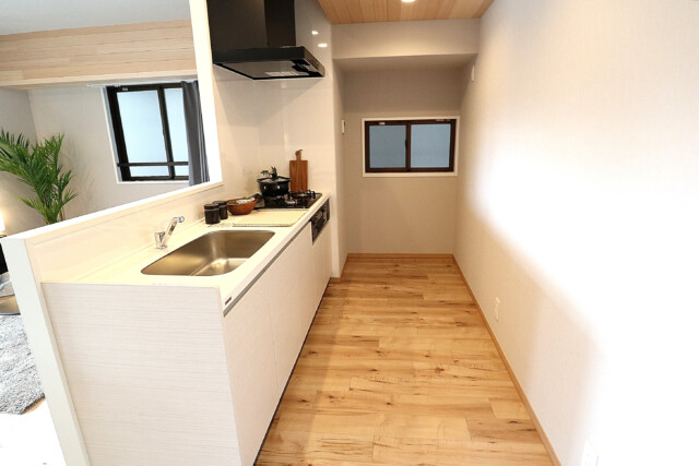 朝日シティパリオ高輪台A館　キッチン (2)