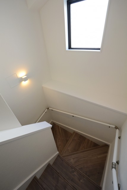 藤和シティホームズ新宿余丁町 階段