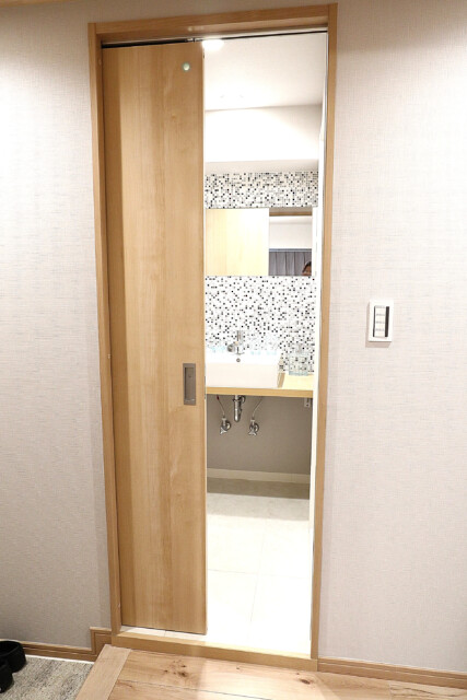 朝日シティパリオ高輪台A館　洗面浴室 (1)