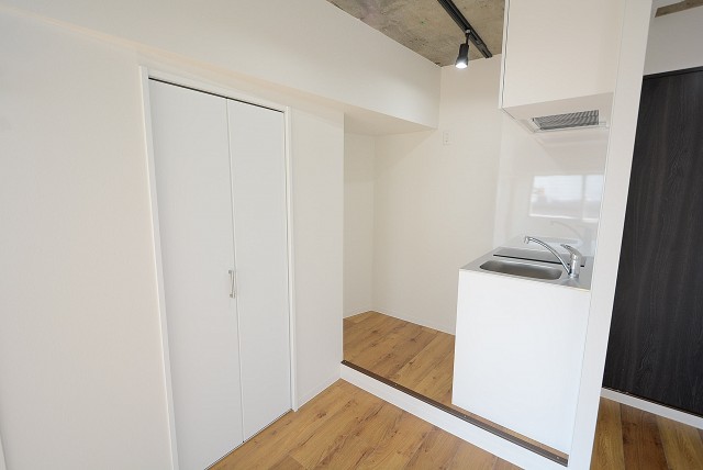 メゾン池尻大橋 洋室