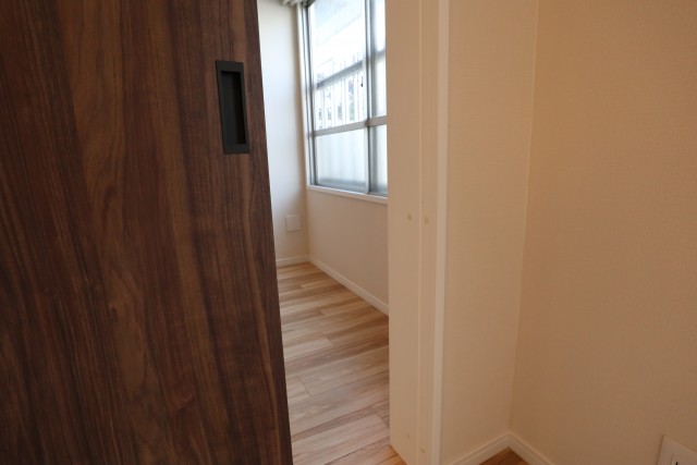 田町東豊エステート 洋室２