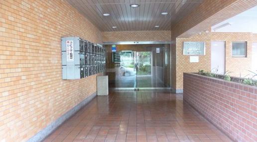 ライオンズマンション参宮橋　エントランス