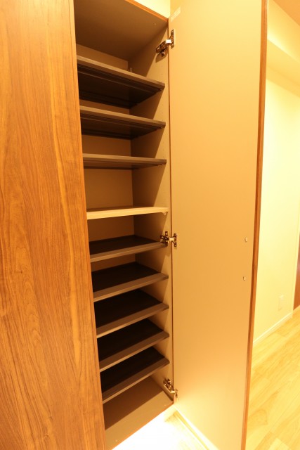 田町東豊エステート 玄関