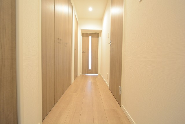 日商岩井南烏山マンション 玄関