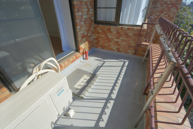 上北沢テラスA棟 バルコニー