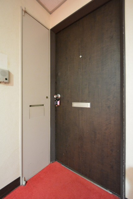 ブロードウェイ 玄関