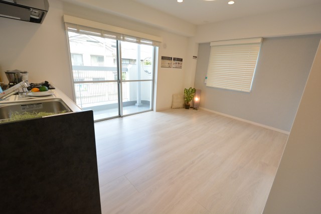 豊栄西荻マンション リビングダイニング