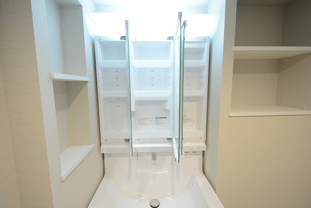 日商岩井南烏山マンション 洗面