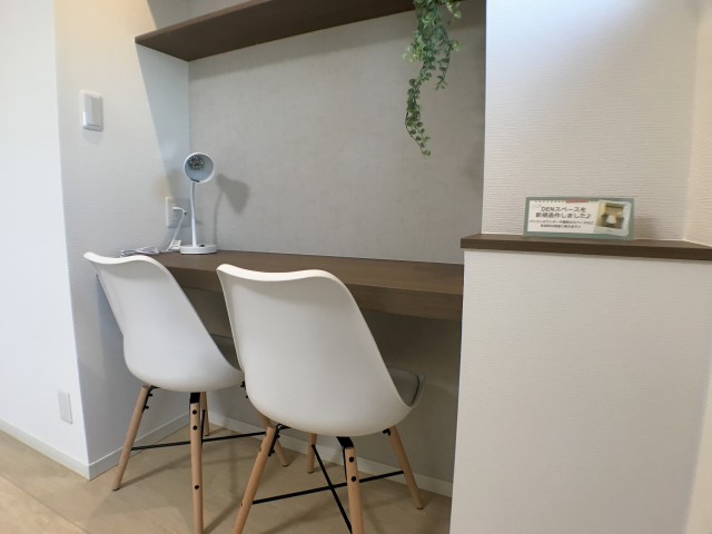 クレセントマンション 洋室①