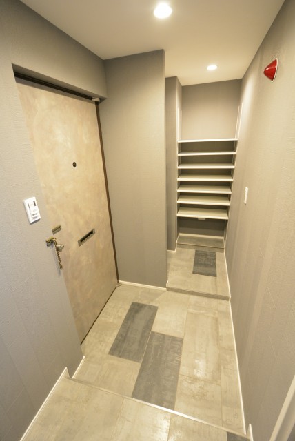 ブロードウェイ 玄関