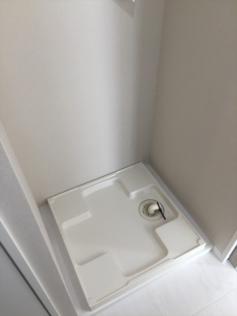 ハイホーム本陣　洗濯機置場