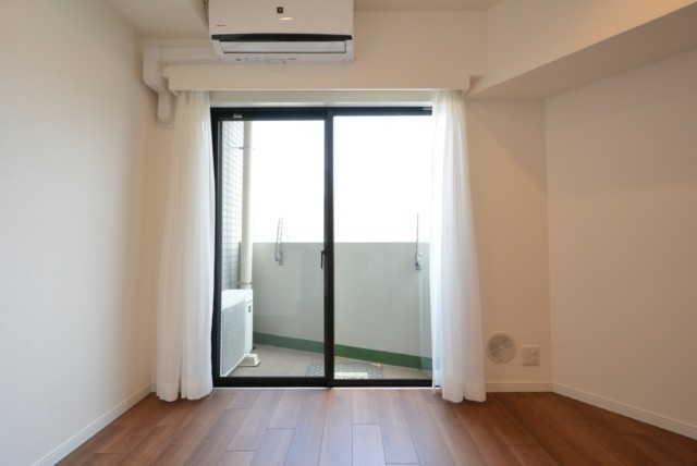 ユニーブル新宿西 バルコニー