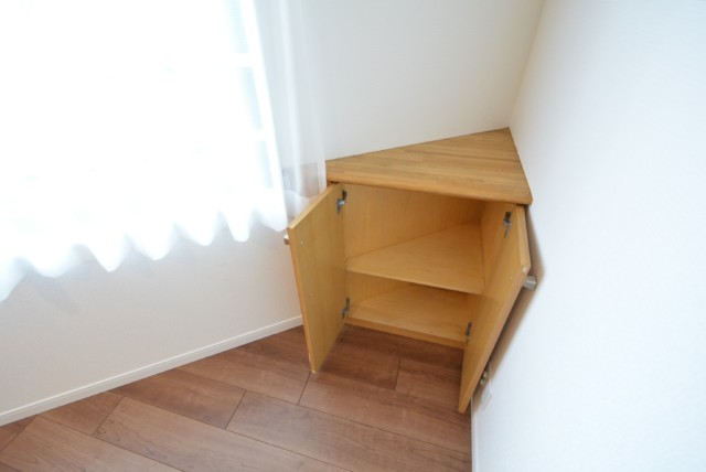 ユニーブル新宿西 洋室