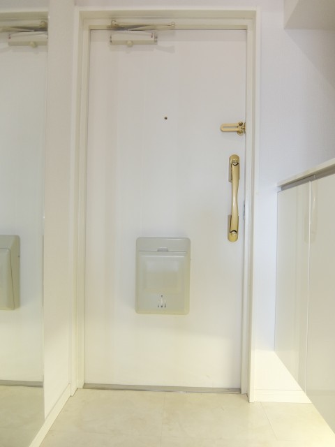 五反田南ハイツ　玄関