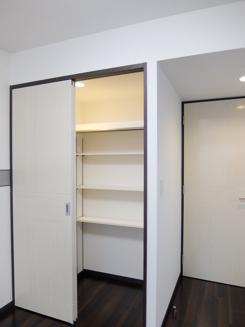 シティハウス東大井　収納