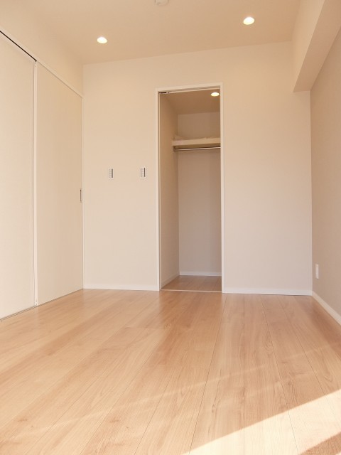 ウエスト経堂マンション　洋室