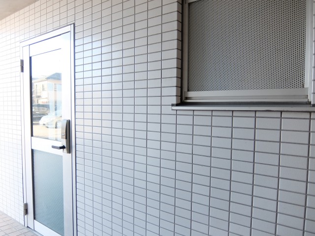 ウエスト経堂マンション　ゴミ捨て場