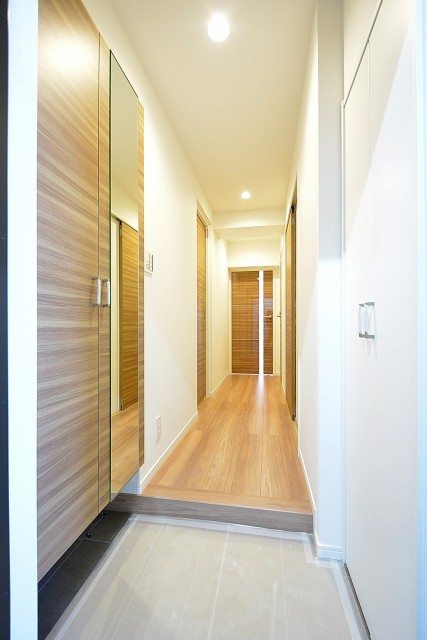 東建第2上町マンション　玄関