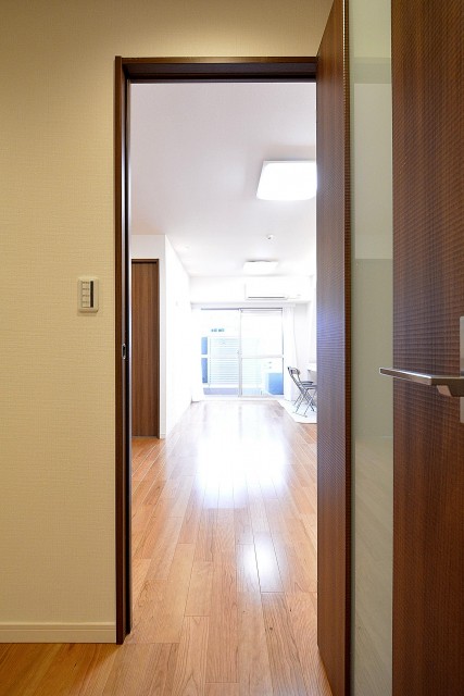 日商岩井豪徳寺マンション　LDKドア