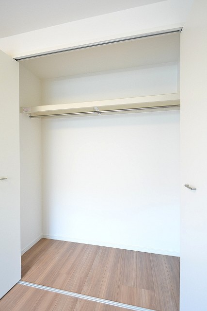 東建第2上町マンション　5.1帖洋室クローゼット
