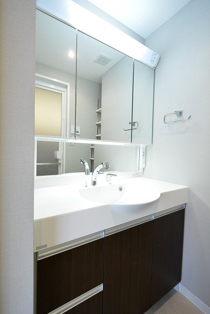 ヴィラロイヤル代々木　洗面台
