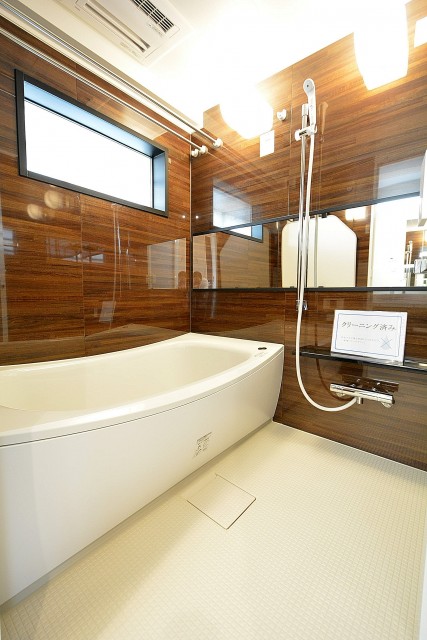 ヴィラロイヤル代々木　バスルーム