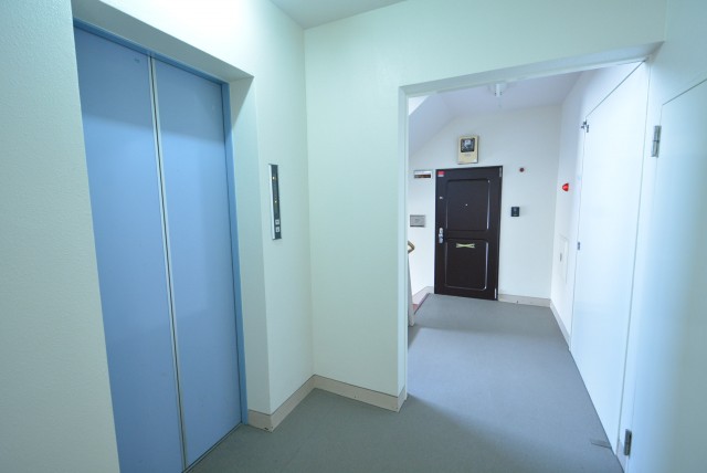 方南町セントラルマンション　玄関