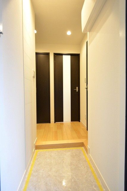 ライオンズマンション市ヶ谷　玄関