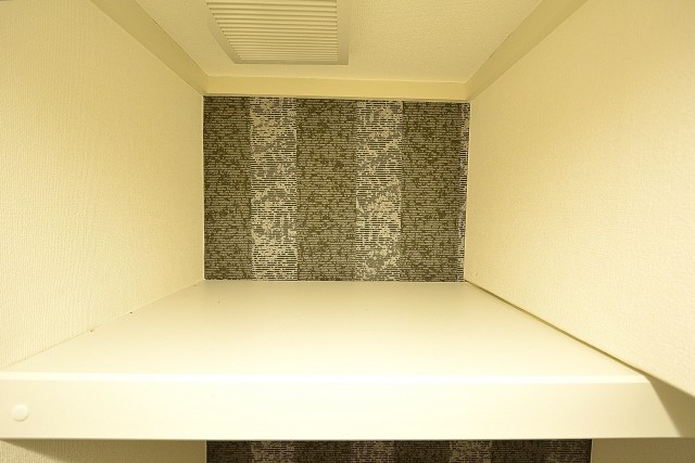 コーヅ白金台　トイレ棚