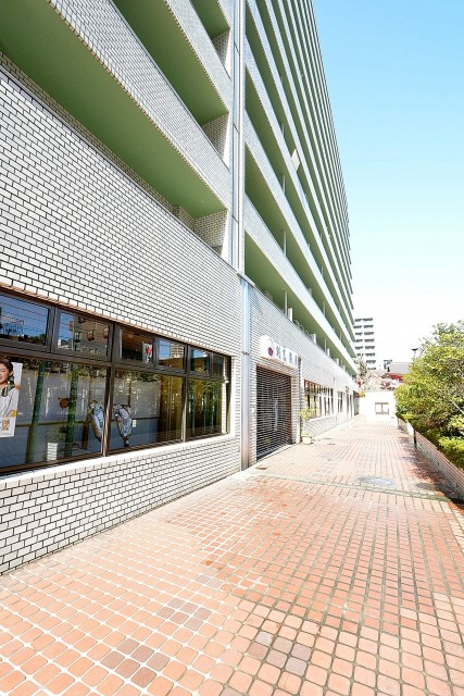 アルテール新宿　1階店舗