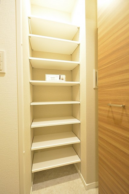 朝日目白台マンション　シューズBOX