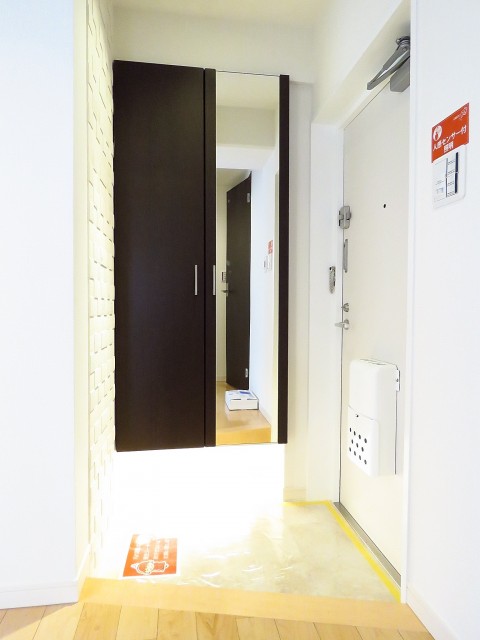 ニューハイツ青山　玄関ホール