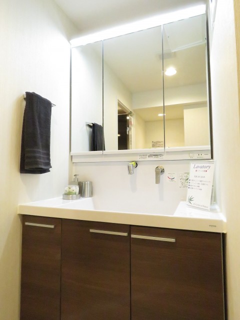 上馬ハイデンス　洗面化粧台