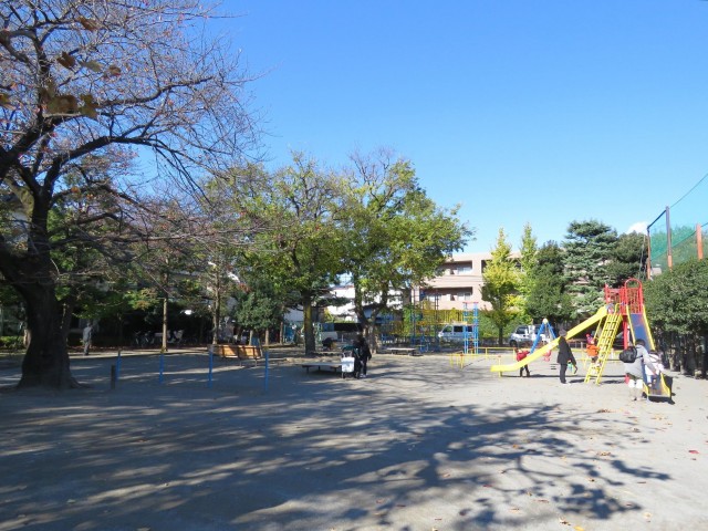 第一フォンタナ駒沢　小泉公園