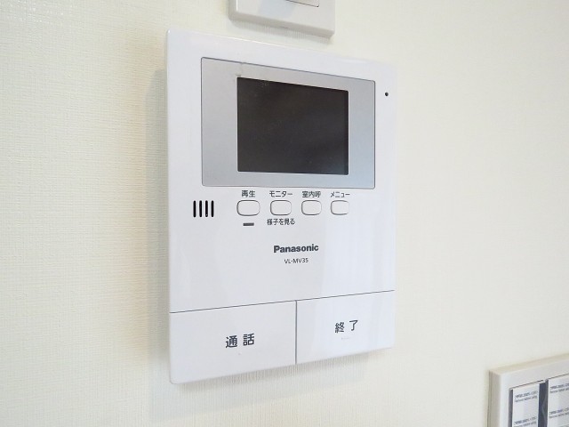 都立大イーストハイツ　TVモニター付きインターホン