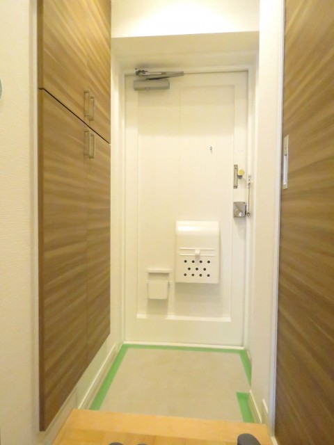 第一フォンタナ駒沢　玄関ホール