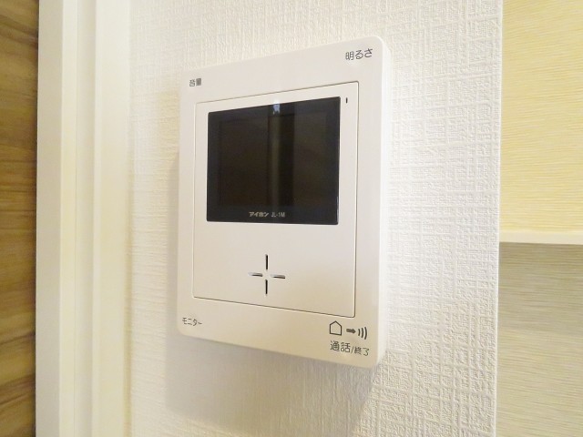 第一フォンタナ駒沢　TVモニター付きインターホン